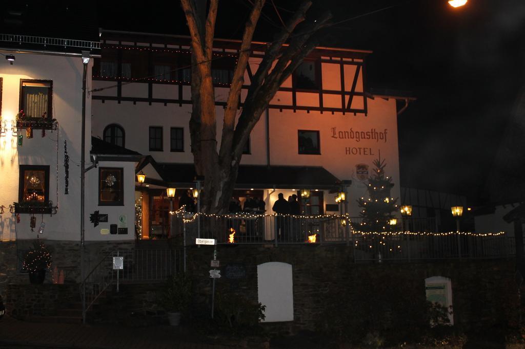 Landgasthof Hotel Zur Linde Im Taunus Gemünden Buitenkant foto